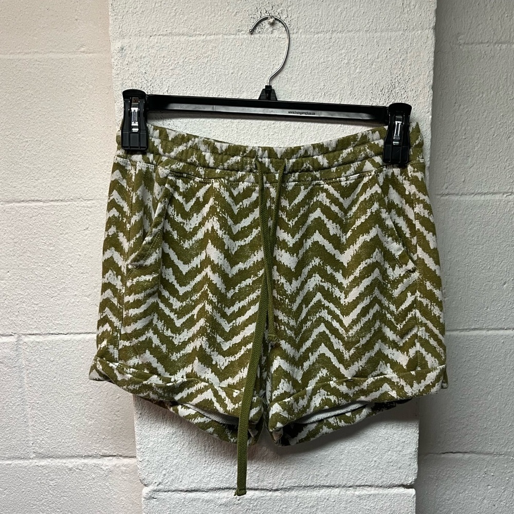 Daily Practice Green Chevron Women's Athletic Shorts. Anthropologie. Small - Picture 2 of 5